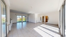 MAISON DE PLAIN-PIED DE 140 m² + GRAND GARAGE ET JARDIN
