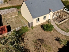 MAISON 3 OU 4 CHAMBES AVEC JARDIN CLOS ET SANS TRAVAUX