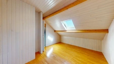 MAISON 5 CHAMBRES + BUREAU + SALLE DE JEUX + JARDIN