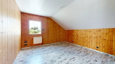 MAISON EN BOIS + JARDIN + GARAGE + CAVE