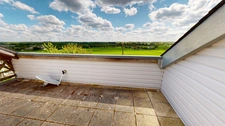 MAISON EN BOIS + JARDIN + GARAGE + CAVE