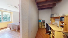 MAISON EN PIERRE AVEC JARDIN ET DÉPENDANCES