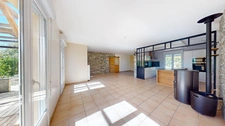 MAISON 3 OU 4 CHAMBES AVEC JARDIN CLOS ET SANS TRAVAUX