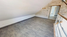 MAISON EN PIERRE QUATRE CHAMBRES + GARAGE + JARDIN