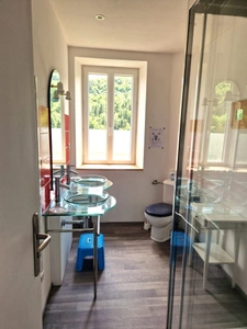MAISON DE CHARME AVEC ACTIVITE DE GÎTES  (07) GLUIRAS