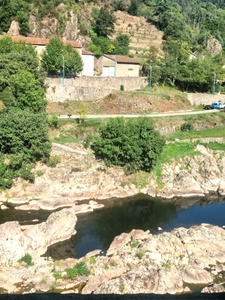 Immeuble de rapport à vendre SAINT SAUVEUR DE MONTAGUT (07)