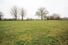 Fermette à vendre 4 pièces SAINT PALAIS (03) - terrain 1 hectare.