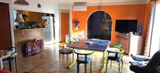 Villa T4 de 93 m2 avec annexes et piscine sur 2229 m2 de terrain.