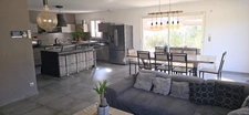 Villa T4 98 m2 sur 584 m2 de terrain avec garage et piscine