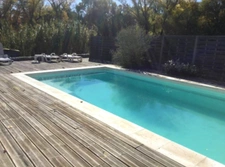 Ensemble immobilier T13 de 368 m2 sur 1414 m2 de terrain avec piscine et garages
