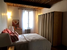 Bâtisse provençale T12 de 368 m2 sur 1414 m2 de terrain avec piscine et garages