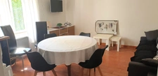 Ensemble immobilier T13 de 368 m2 sur 1414 m2 de terrain avec piscine et garages