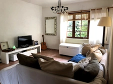 Ensemble immobilier T13 de 368 m2 sur 1414 m2 de terrain avec piscine et garages