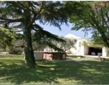 secteur PIERRELATTE, au calme,bâtisse ancienne restaurée avec 230 m de dépendances sur terrain arboré de  5700 m2 paysagé de grands arbres d'ornement et oliviersMaison à vendre 6 pièces DONZE