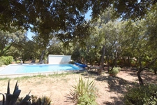 ST RESTITUT, rare, maison contemporaine de 193 m² hab plus garage et piscine 10X5 sur 2000 m boisés de chênes au calme 
