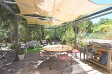 ST RESTITUT, rare, maison contemporaine de 193 m² hab plus garage et piscine 10X5 sur 2000 m boisés de chênes au calme 