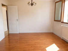 Maison à vendre 5 pièces SAINT MARCEL LES VALENCE (26), sur 577 m clos et arborés, à 5 mn de la gare TVG
