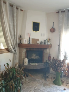 Maison à vendre 5 pièces SAINT MARCEL LES VALENCE (26), sur 577 m clos et arborés, à 5 mn de la gare TVG
