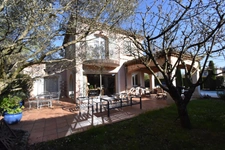 bastide provençale à vendre 133 m2, 6 pièces sur 716 m2 clos avec piscine, climatisation, cave, cellier, chaufferie à MONTBOUCHER SUR JABRON (26)