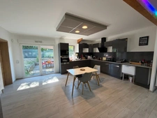 PLAIN-PIED DE 284M² DE SURFACE HABITABLE