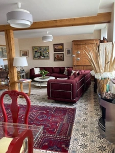 APPARTEMENT RARE DE PAR SON PASSE HISTORIQUE