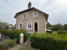 CHANTEHEUX BELLE MAISON INDEPENDANTE.