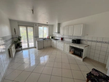 PAVILLON INDEPENDANT  AVEC 2 APPARTEMENTS DE 124.50M²
