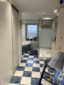 GRAND APPARTEMENT AVEC TRES BELLE VUE!!!