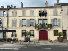 GRAND APPARTEMENT AVEC TRES BELLE VUE!!!