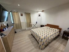 PLAIN-PIED DE 284M² DE SURFACE HABITABLE