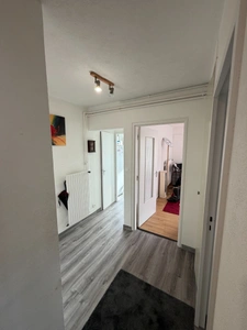VILLERS LES NANCY SECTEUR CLAILIEUX  CENTRE F3 AVEC PARKING.