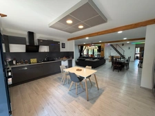 PLAIN-PIED DE 284M² DE SURFACE HABITABLE