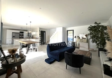 Maison à vendre 7 pièces JANNEYRIAS (38)
