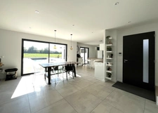 Maison à vendre 7 pièces JANNEYRIAS (38)