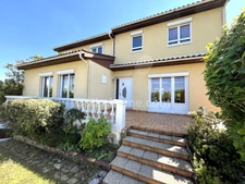 Maison à vendre 7 pièces MEYZIEU (69)