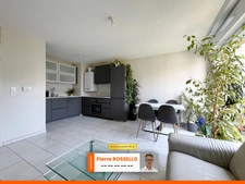 Appartement à vendre 4 pièces MEYZIEU (69)