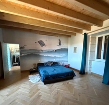 La Tâche. Propriété de 361 m² sur une parcelle de 2 ha