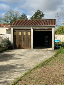 Ruelle. Maison 126 m² avec garage et jardin 