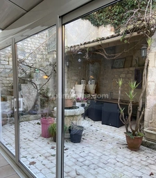 Ruelle sur Touvre. Maison 143 m² avec dépendance en pierre et garage 
