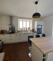 Maison 131 m² avec jardin et grange / garage