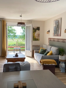 Cellefrouin. Maison 148 m² avec jardin et carport 