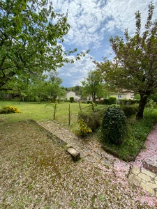 Touvre. Maison 85 m² sur sous-sol avec garage et jardin 