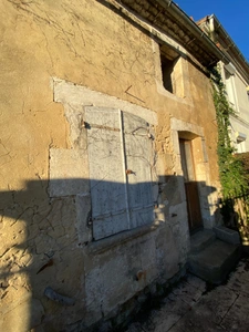 Ruelle sur Touvre. Maison 143 m² avec dépendance en pierre et garage 
