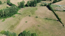 Genouillac (Terre de haute Charente). Propriété rurale sur 19 hectares 