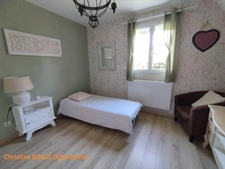 Charente, proche La Rochefoucauld, maison de plain-pied 139 m², garage, carport, terrain 2957m² 