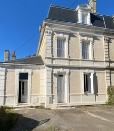 Ruelle. Maison 210 m² avec studio indépendant 