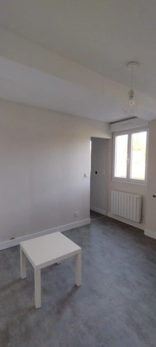 AFFAIRE ! Gond-Pontouvre, maison de 160 m², balcon, garage (ou pour investisseur)