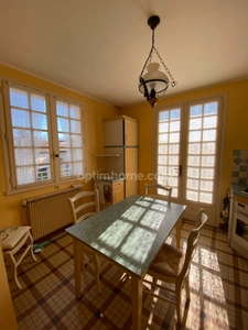 Rivières. Maison 79 m² sur sous-sol semi enterré avec jardin et garage indépendant 