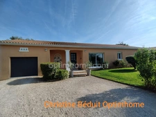 Charente, proche La Rochefoucauld, maison de plain-pied 139 m², garage, carport, terrain 2957m² 