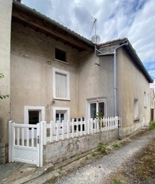 Bunzac. Maison 82 m² avec cave 